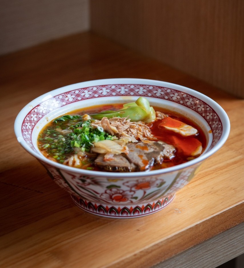 Xiong Mao Seongsu rice bowls and beef noodles