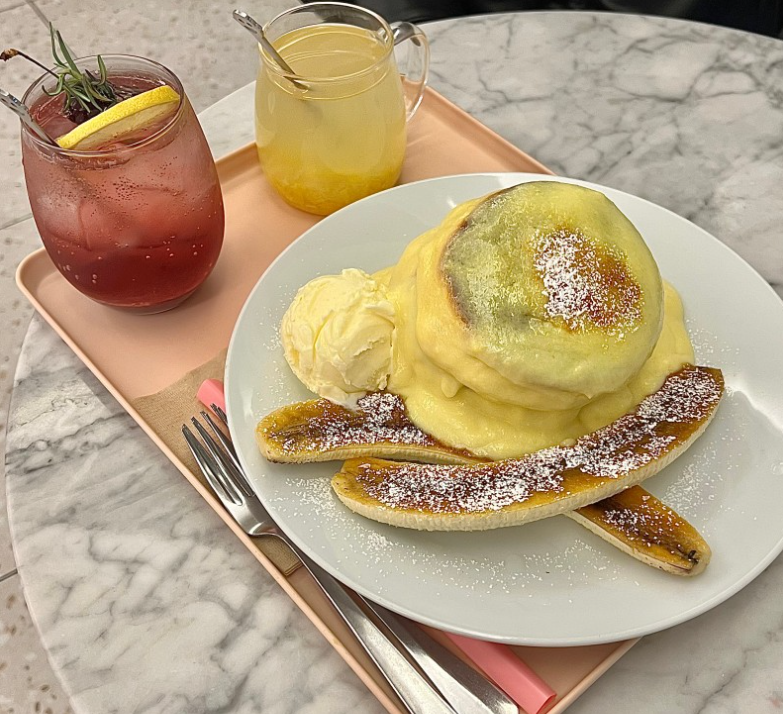 Rachel’s Kitchen 弘大舒芙蕾煎餅搭配季節配料