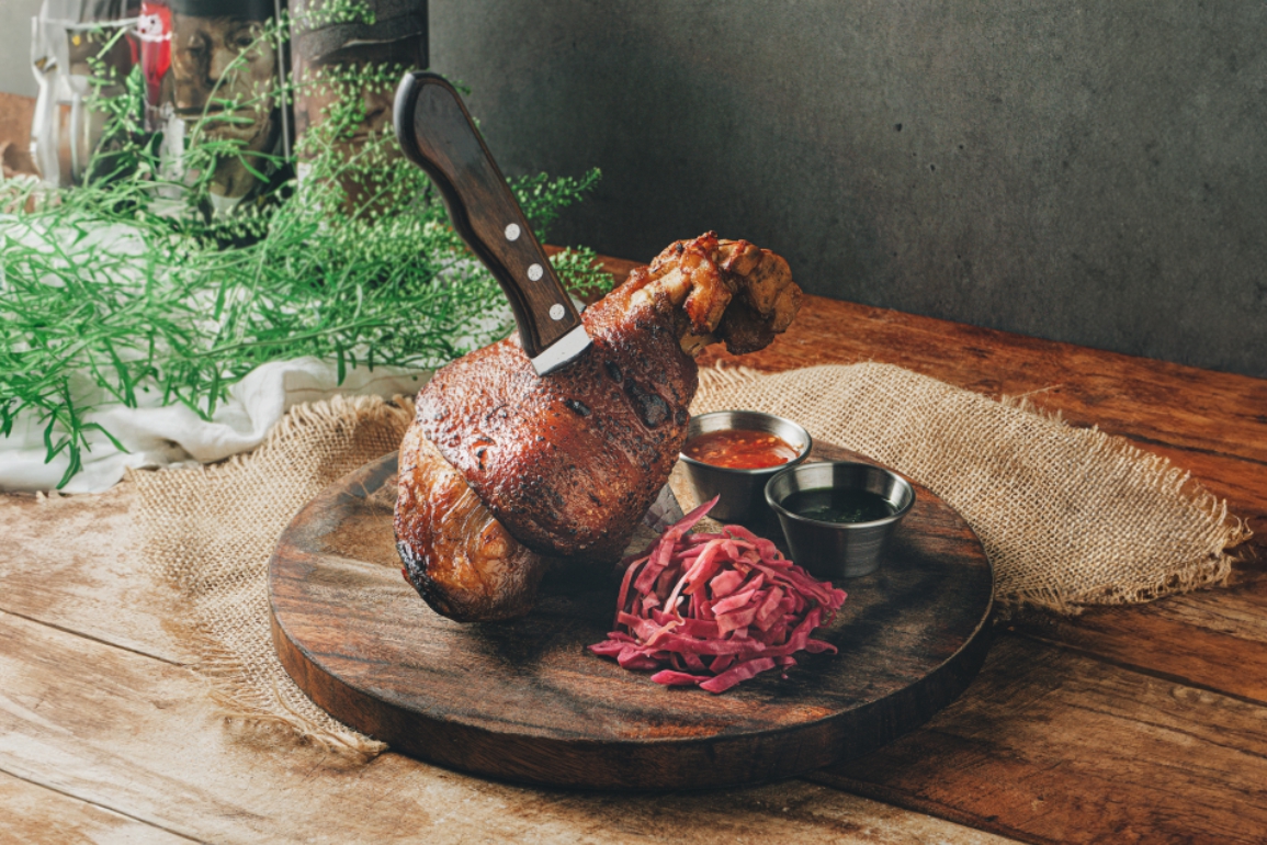 Merci European casual dining plates in Yangjae