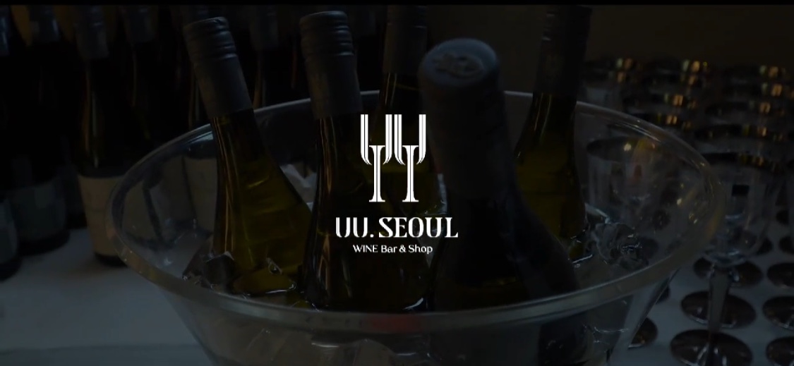 UU SEOULワインバーの内装、個室あり