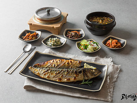 Oven-grilled mackerel set