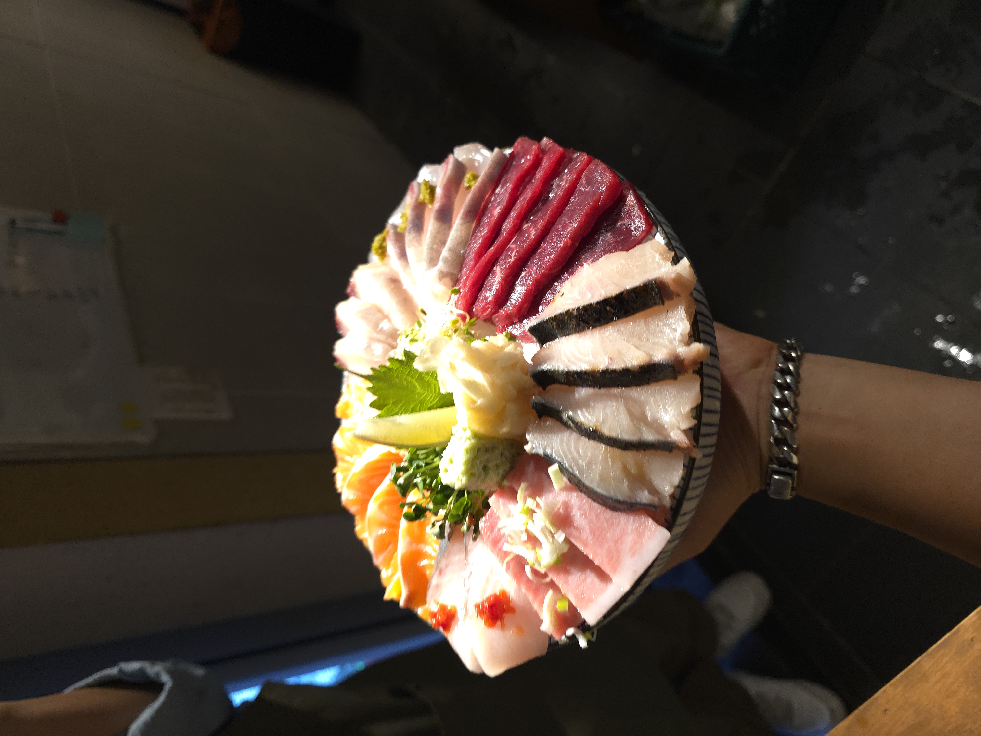 Muhaehan Sai生冷藏牛臀肉刀工細膩擺盤