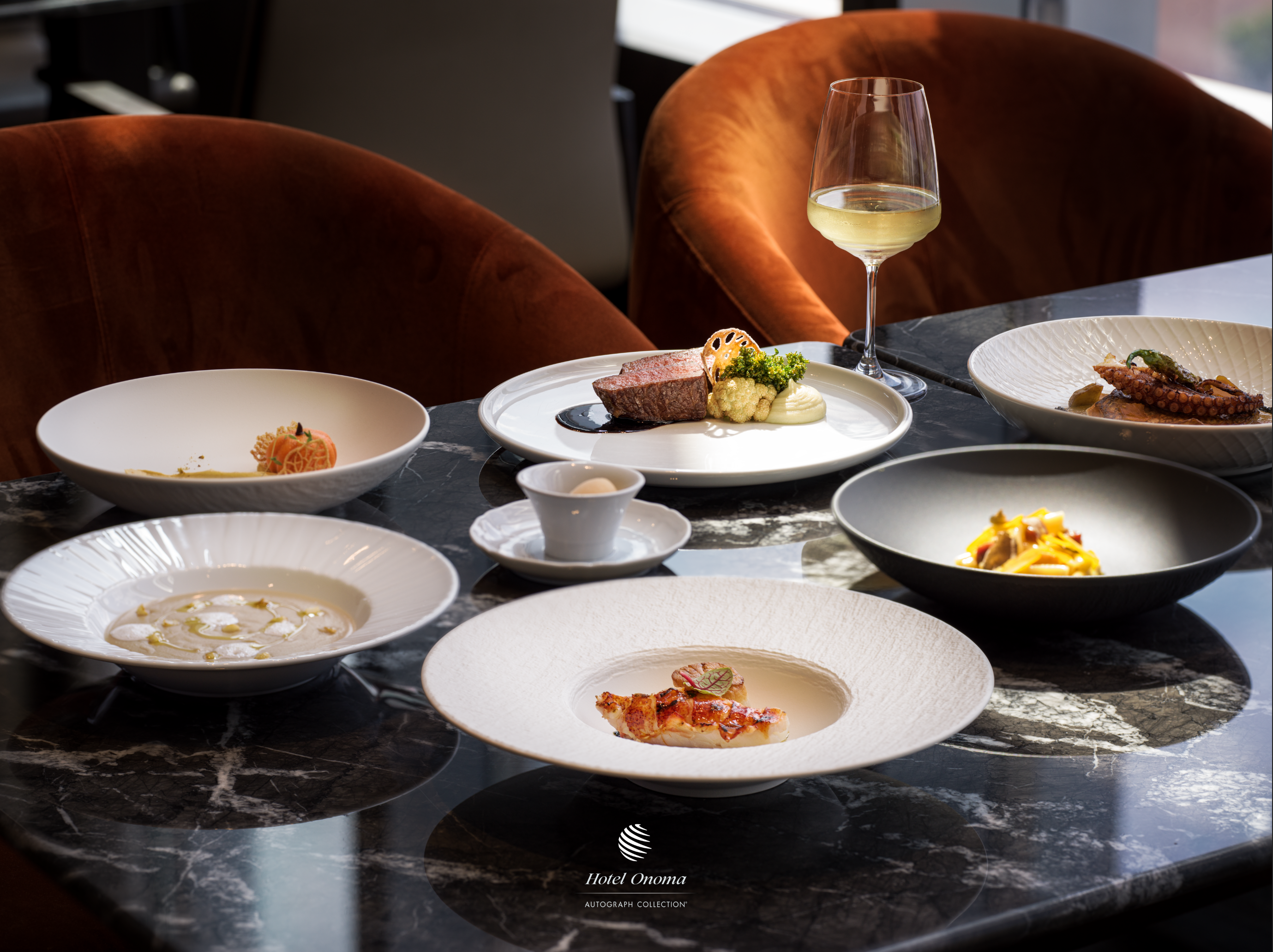 Hotel Onoma Lounge 義大利餐點與時尚飯店氛圍