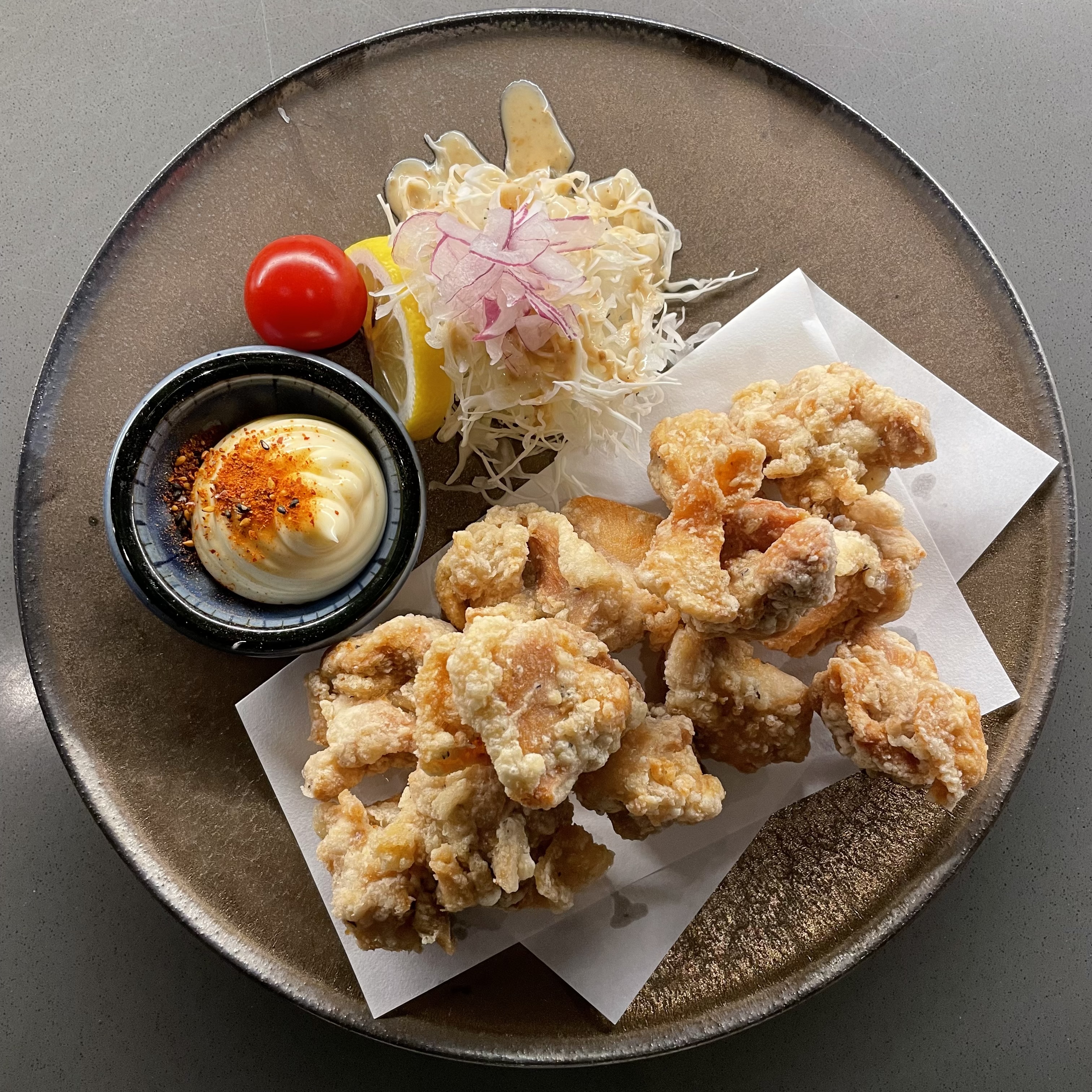 Touji private-curtain room with sake and seasonal dishes