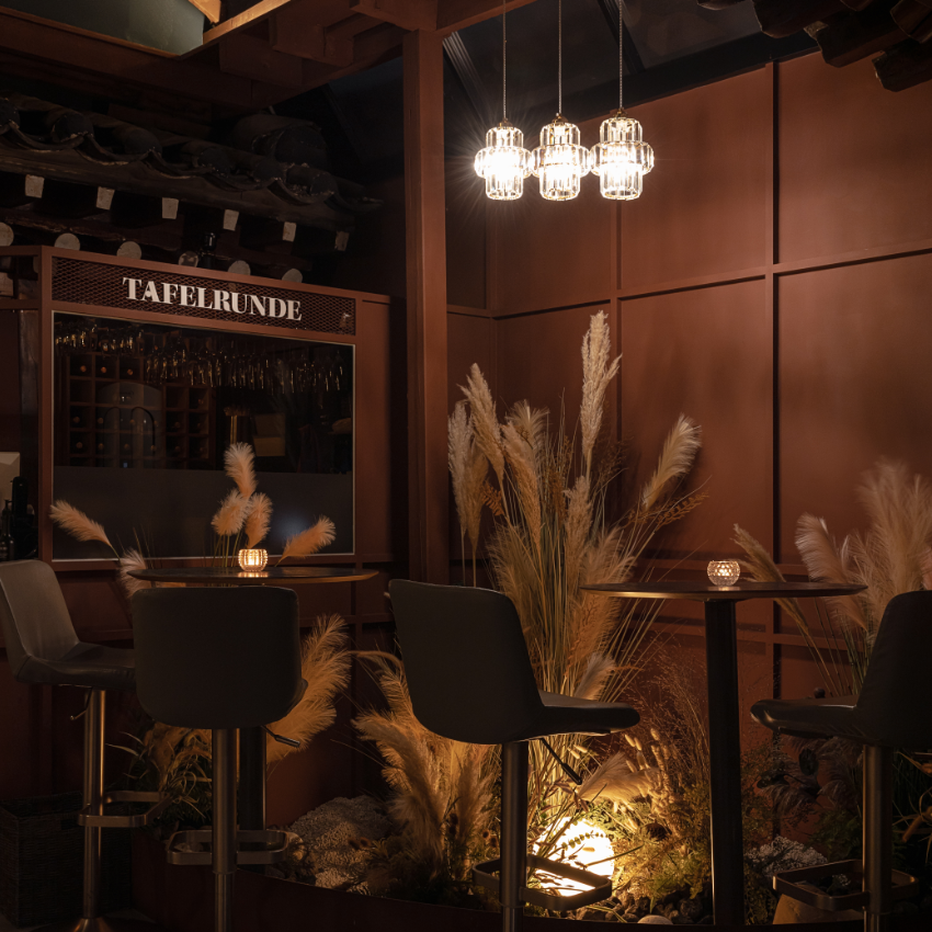 TAFELRUNDE SEOUL Wine Bar candlelit hanok mood with steak and pasta