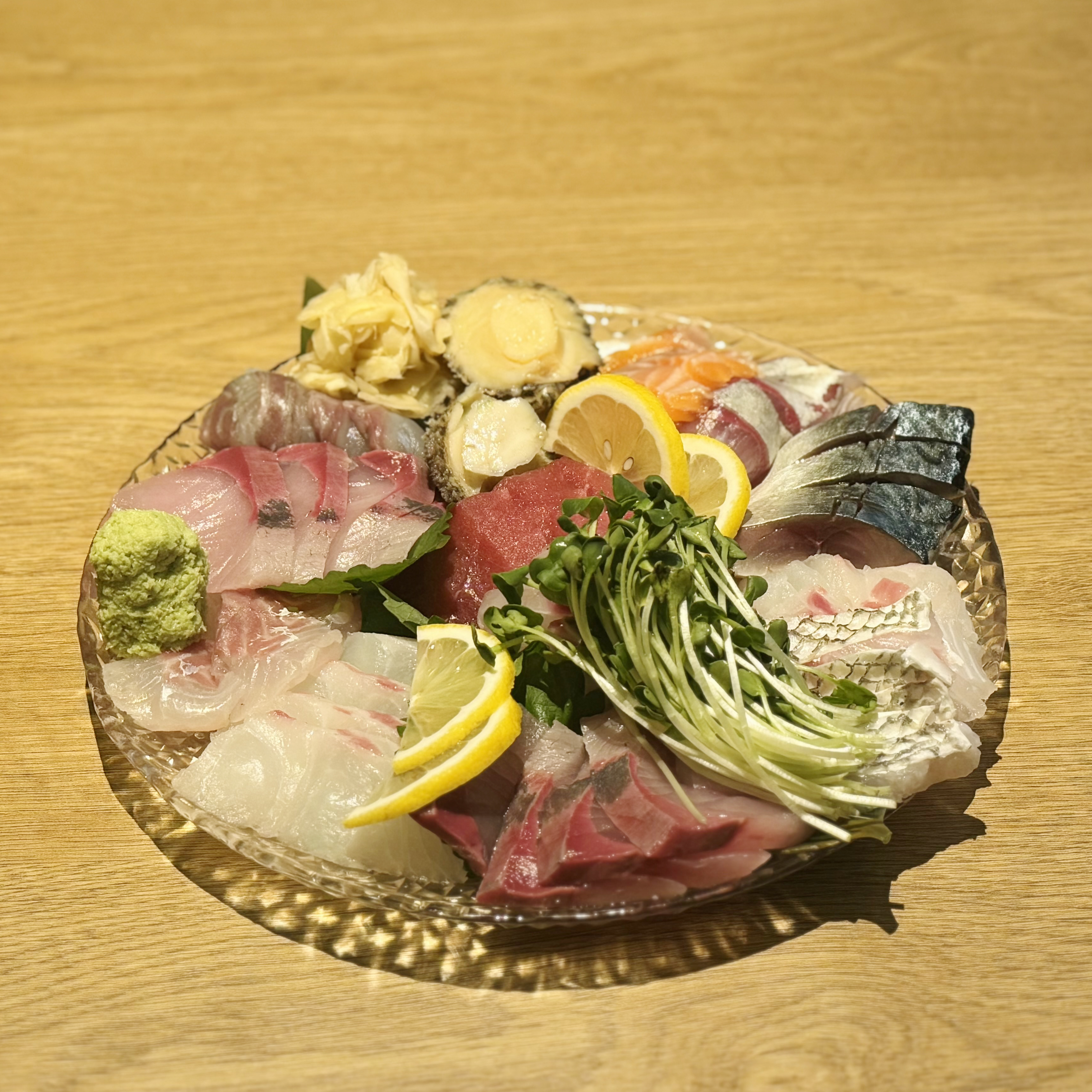 市庁付近Handamの熟成刺身と鍋ご飯