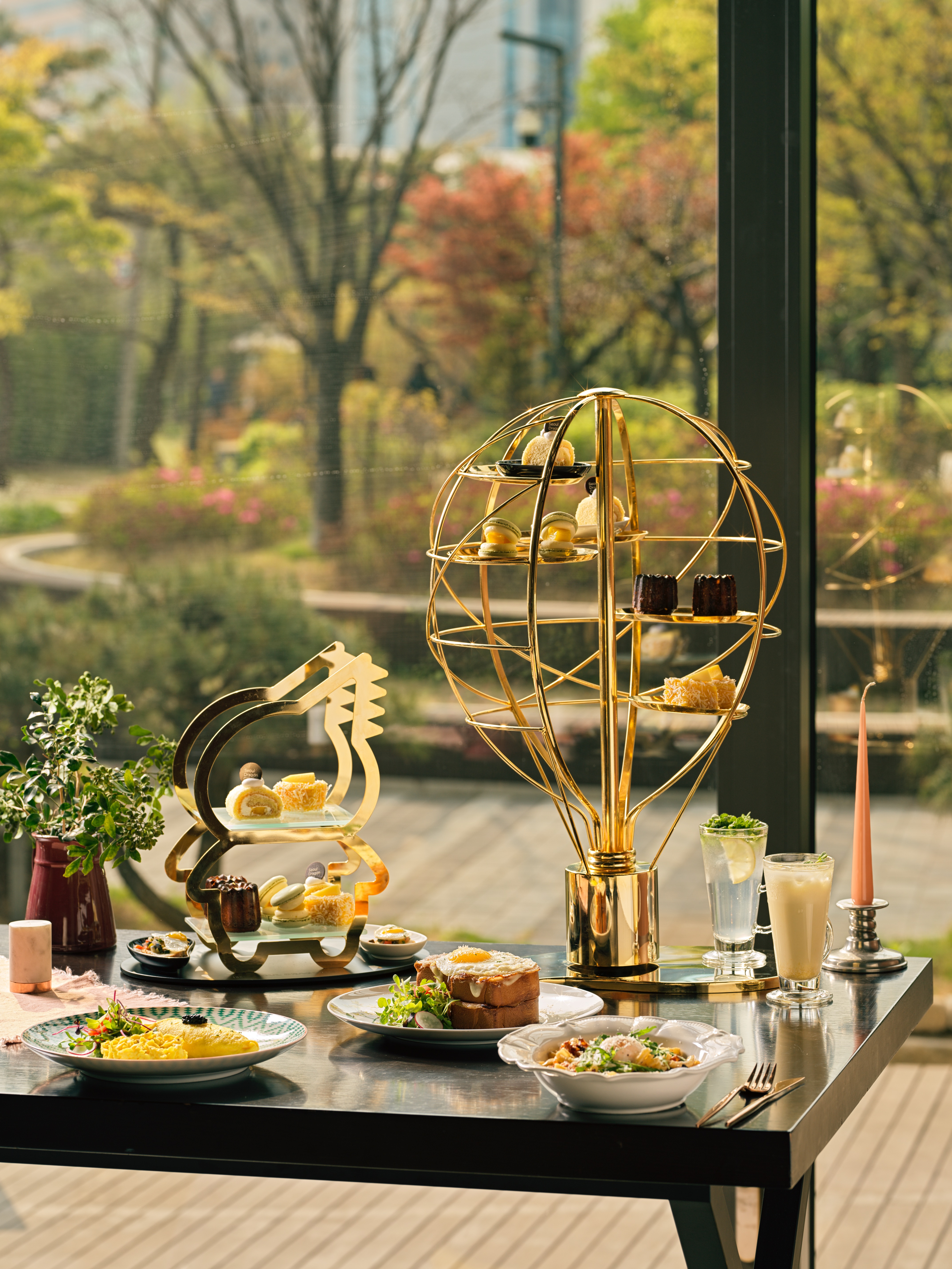 A La Maison Wine & Dine 現代法式小酒館桌上搭配葡萄酒