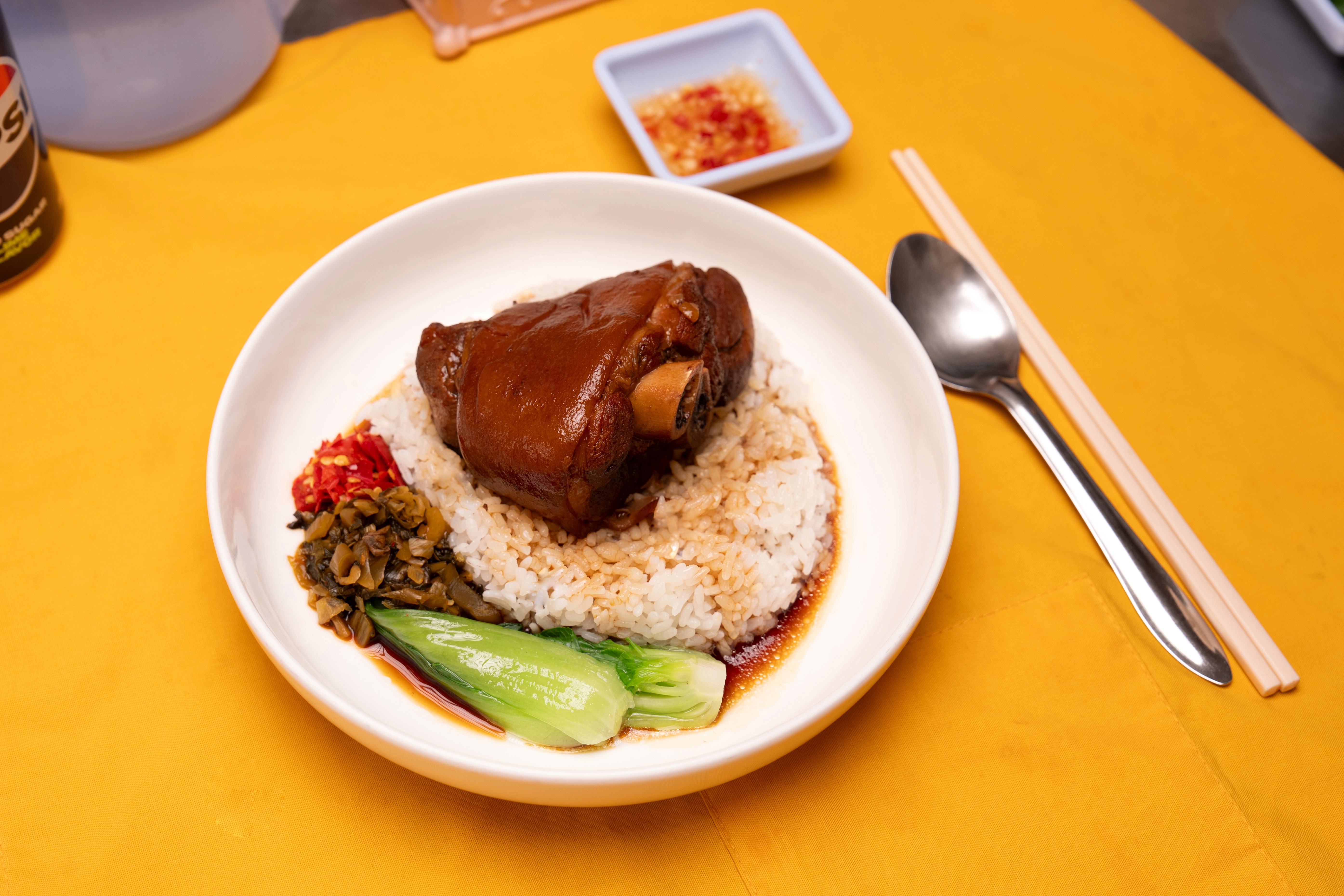 Seobo 泰国大使级厨师料理，虾汤与盖饭