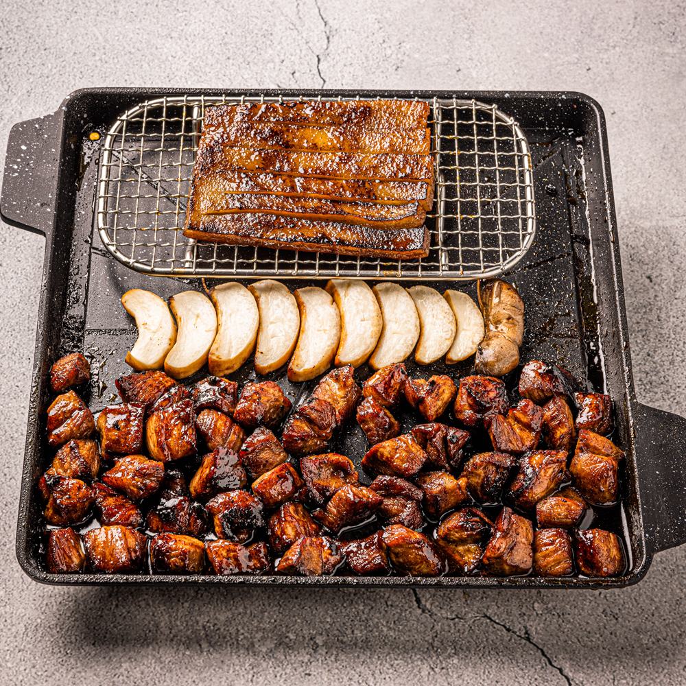 Hearty soybean paste ramen and pre-grilled pork at Gojeongjeom Gwangalli