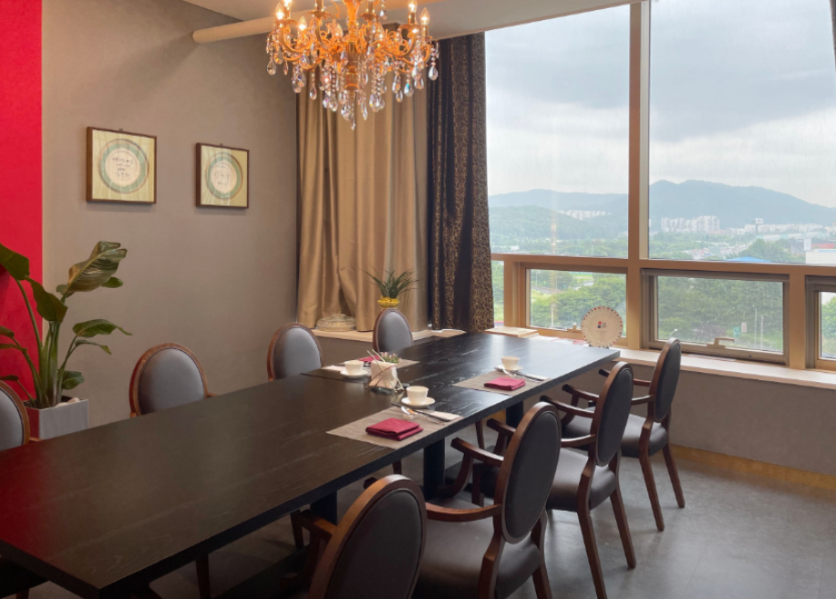 Refined Chinese banquet-style dishes at CheonSang - Image 1