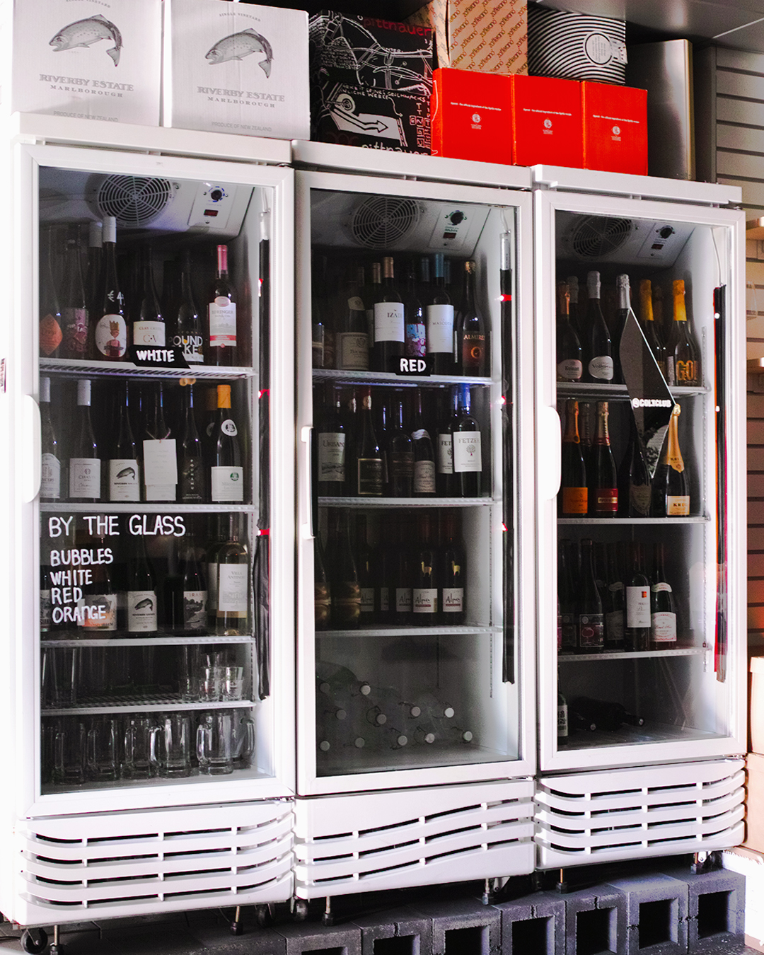 Colt Club’s lush-view dining bar with cocktails and sharable plates