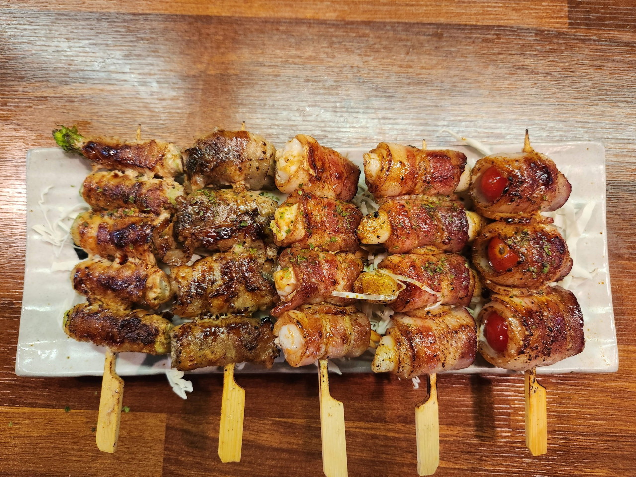 Teppanyaki Hyun cozy izakaya with okonomiyaki