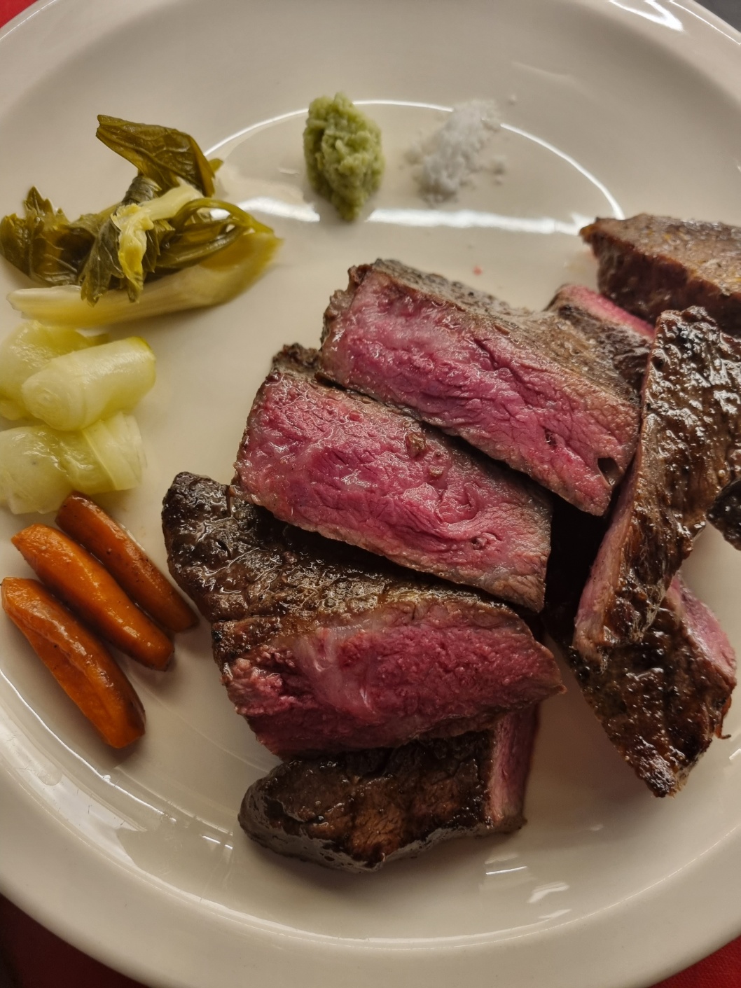 Yotsbar Yeouido cocktails and steak