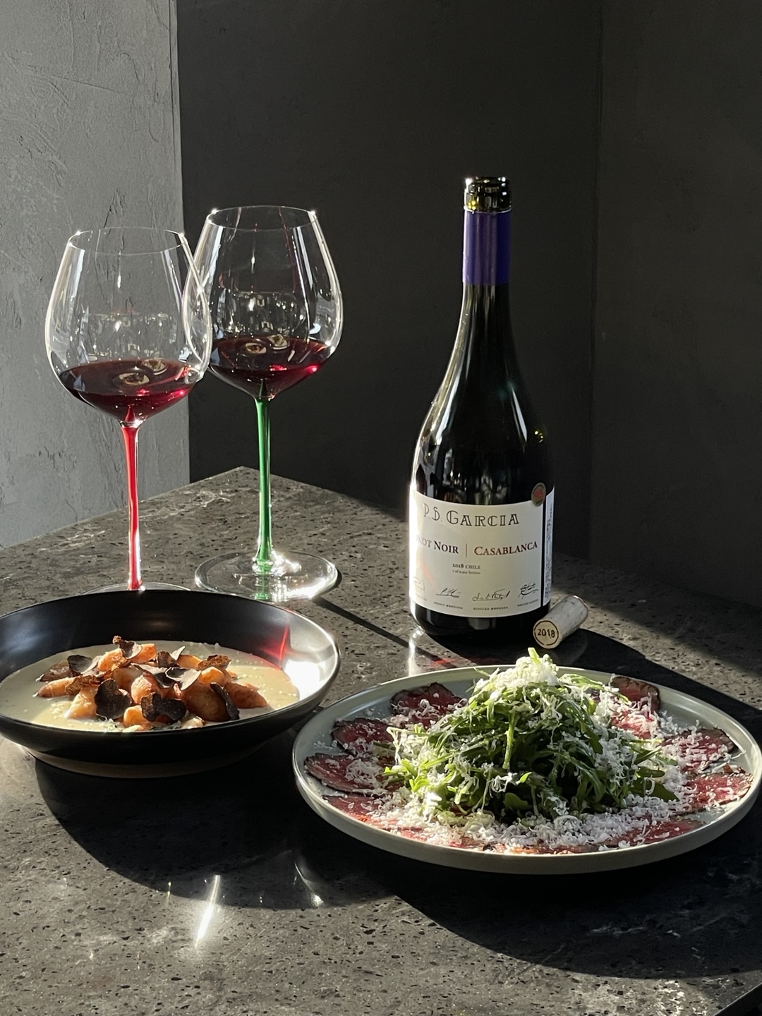 Lietto Seoulのワインダイニングバーのカウンター