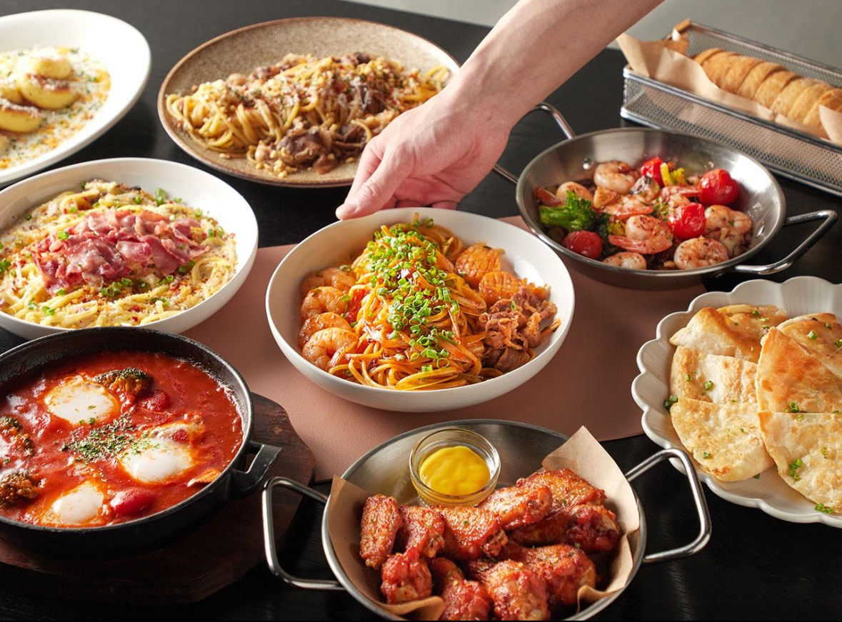 MOOD MOOD Magok dining pub interior with cocktails and plates