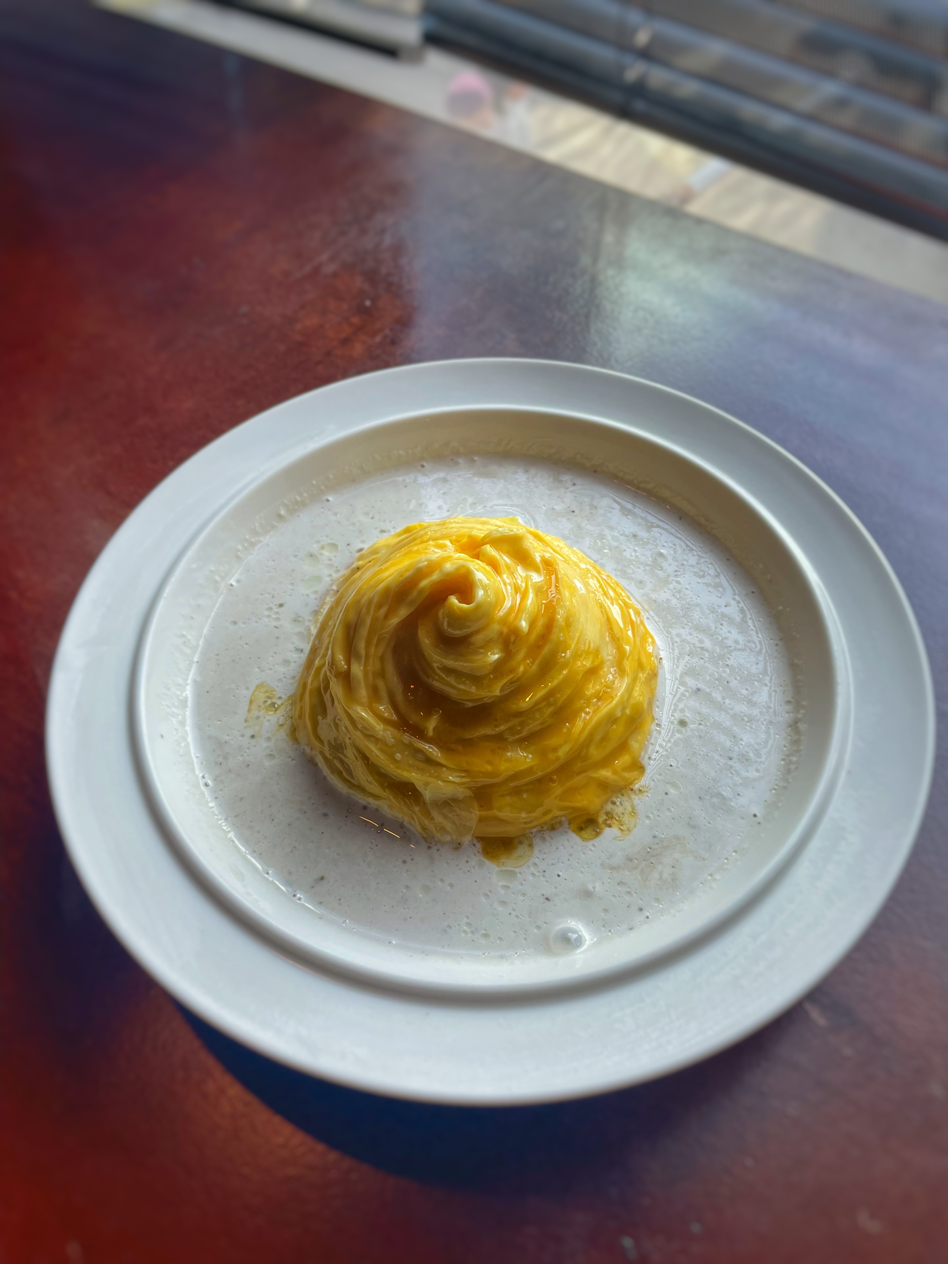 Munhwa Sikdang Seongsu 隱秘洞穴般空間，供應豐盛義大利麵與小食