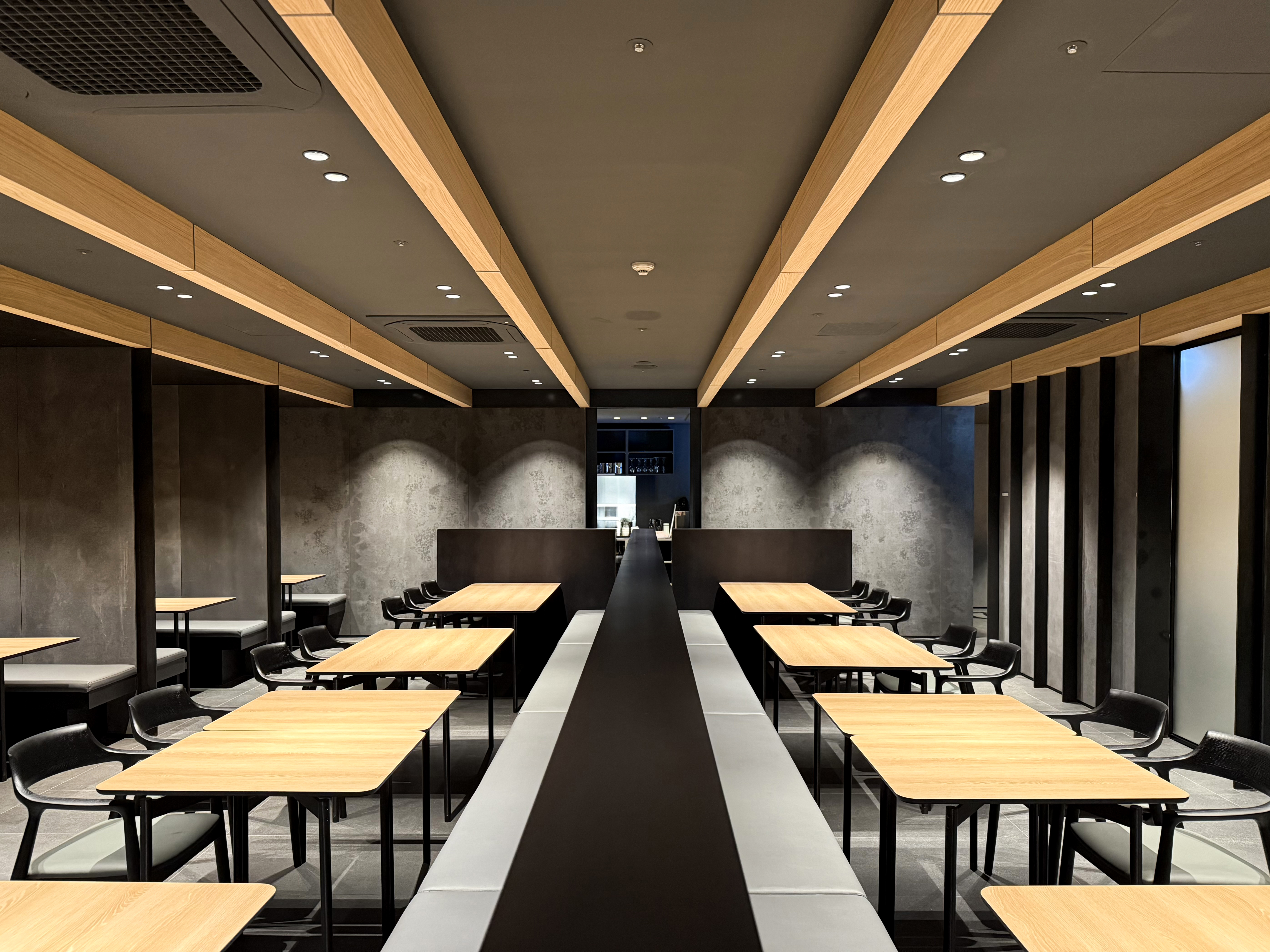 Special Obok Susan Yeouido kaisen-don and sashimi platter