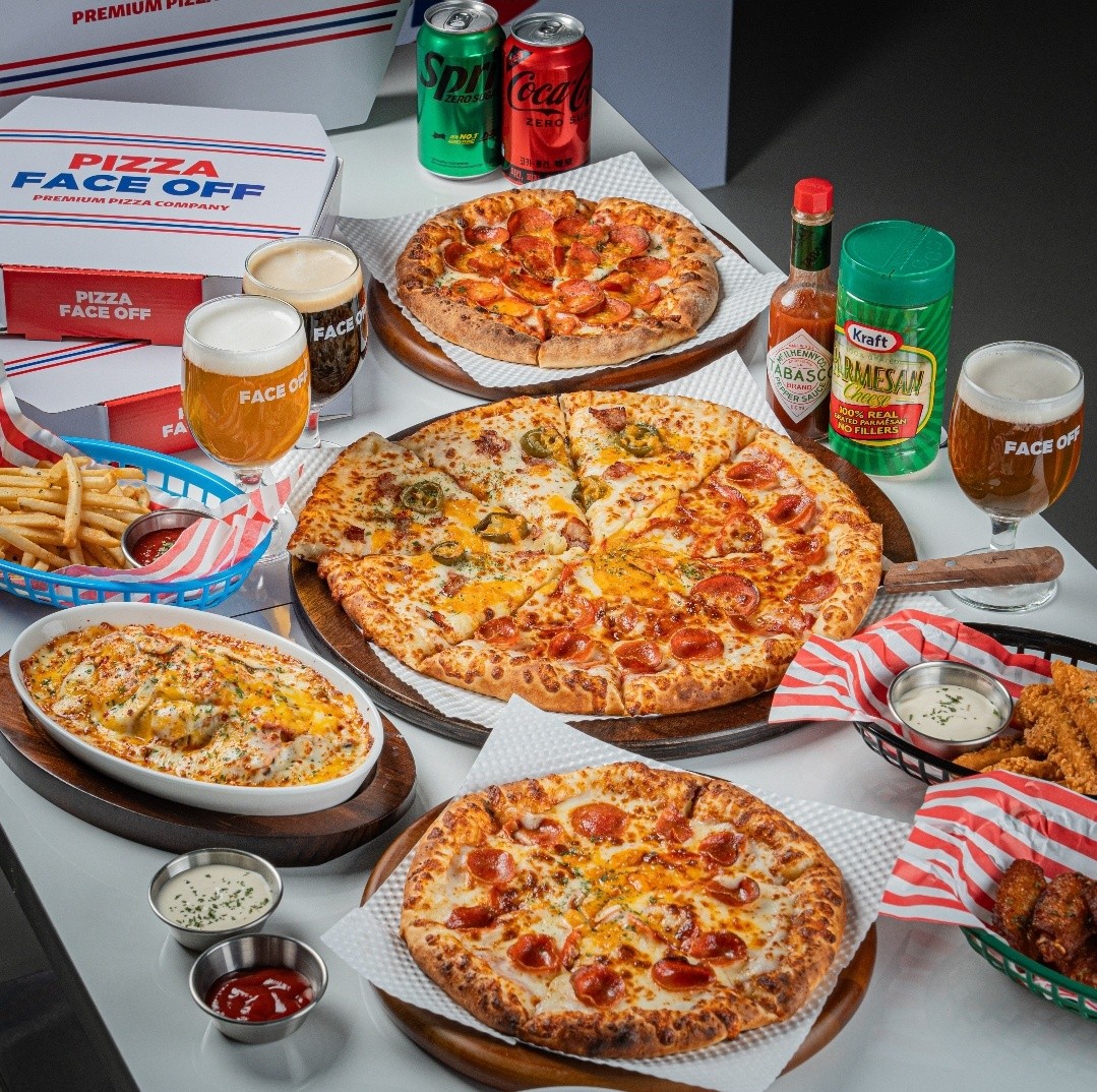 PIZZA FACEOFF Seokchon Lake signature pies and tenders