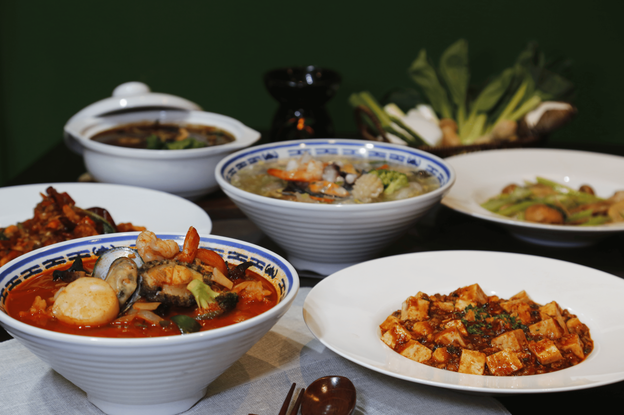 MAO Mokdong elegant dining room and noodles