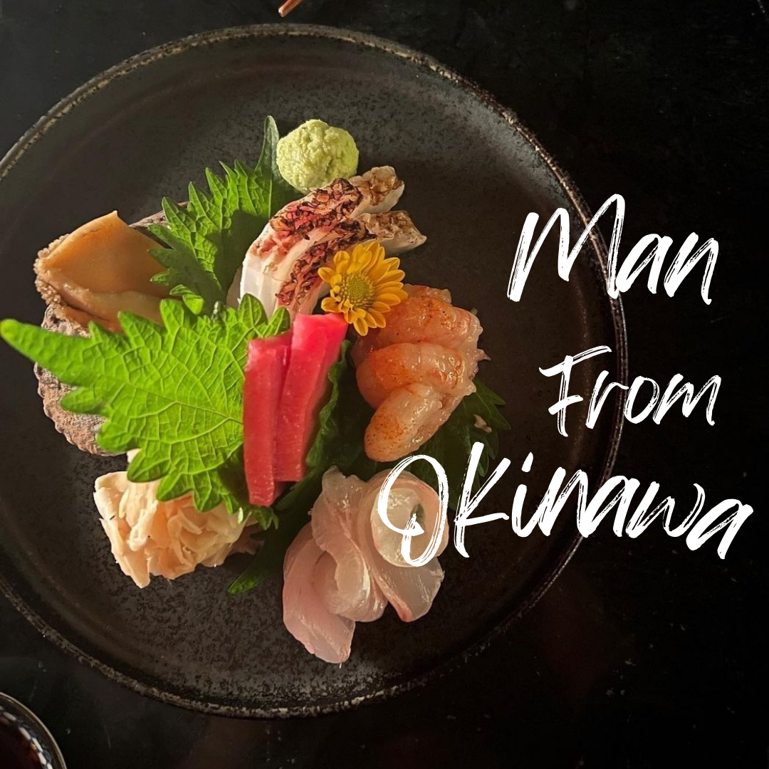 Man From Okinawa 刺身バーのカウンターとハイボール